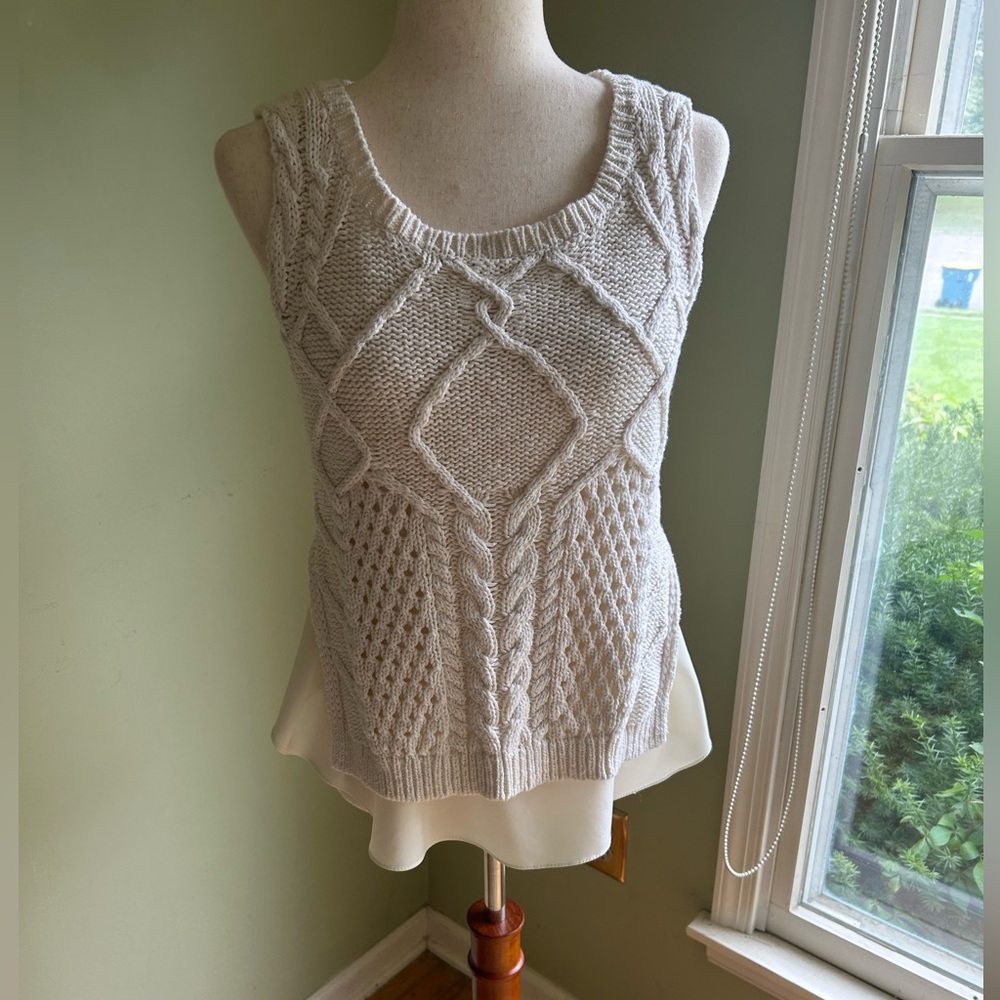 Moth for Anthropologie off white sleeveless cable knit with flowing underlay SP